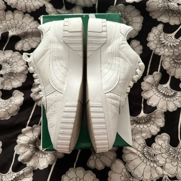 Puma Cali White size 9.5w - Picture 3 of 5